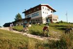 In partenza dal Rifugio Peller 